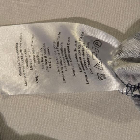 Motherhood Maternity Xl keyhole blue maternity floral top - Picture 8 of 9